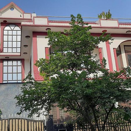Balaji Guest House - Home Stay Greater Noida Exterior photo