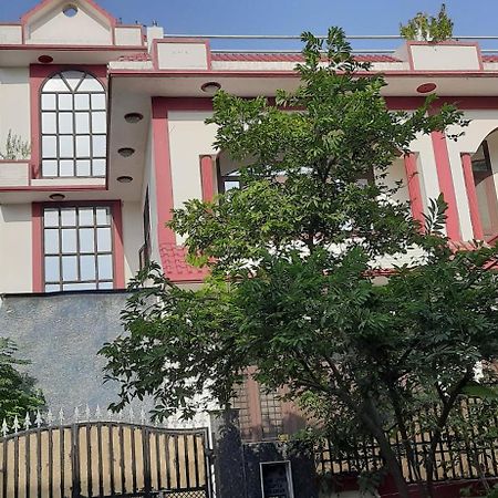 Balaji Guest House - Home Stay Greater Noida Exterior photo