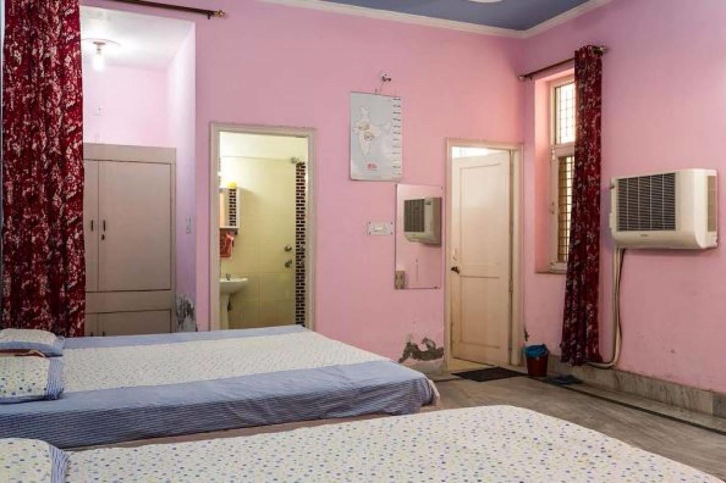 Balaji Guest House - Home Stay Greater Noida Exterior photo